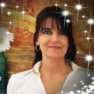 Meet your Posher, Rochelle